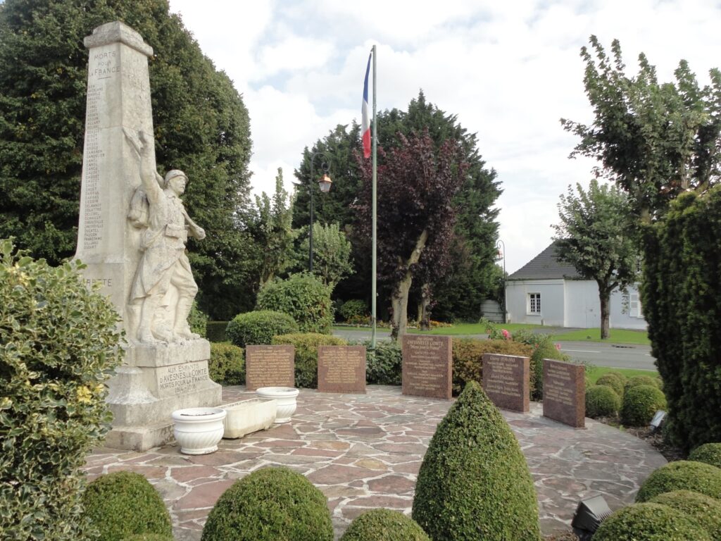 Monument aux morts en granit français