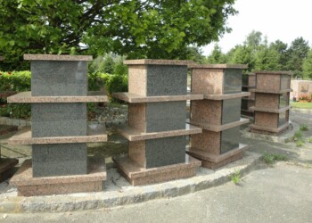 Columbarium Totem en granit français
