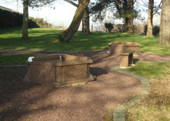 Columbarium au sol modèle Polygonum