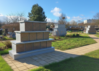 Columbarium Ecoflor 12 familles en granit français