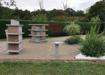 Columbarium en granit du Tarn et de Bretagne