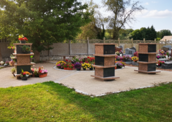 Columbarium Intimiste de 18 cases en granit français