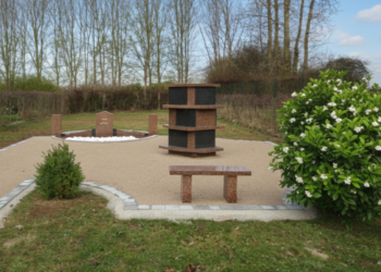 Columbarium Intimiste 9 cases en granit français