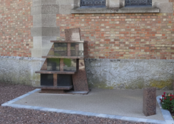 Columbarium Pise en granit rose de Bretagne
